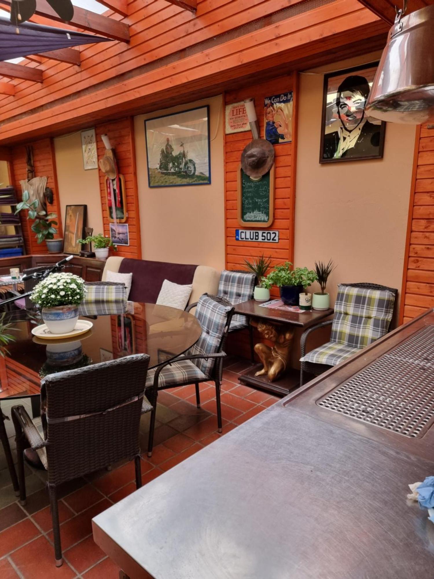 Club Haus 502 Kalocsa Bed & Breakfast ภายนอก รูปภาพ